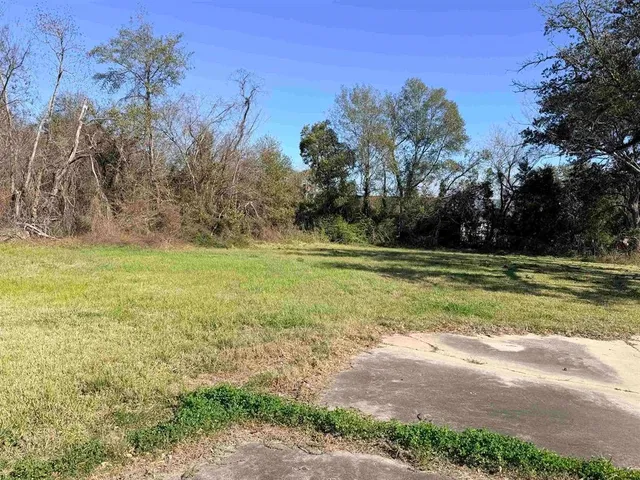 $268,000 | 1606 West Park Avenue, Orange, TX 77630