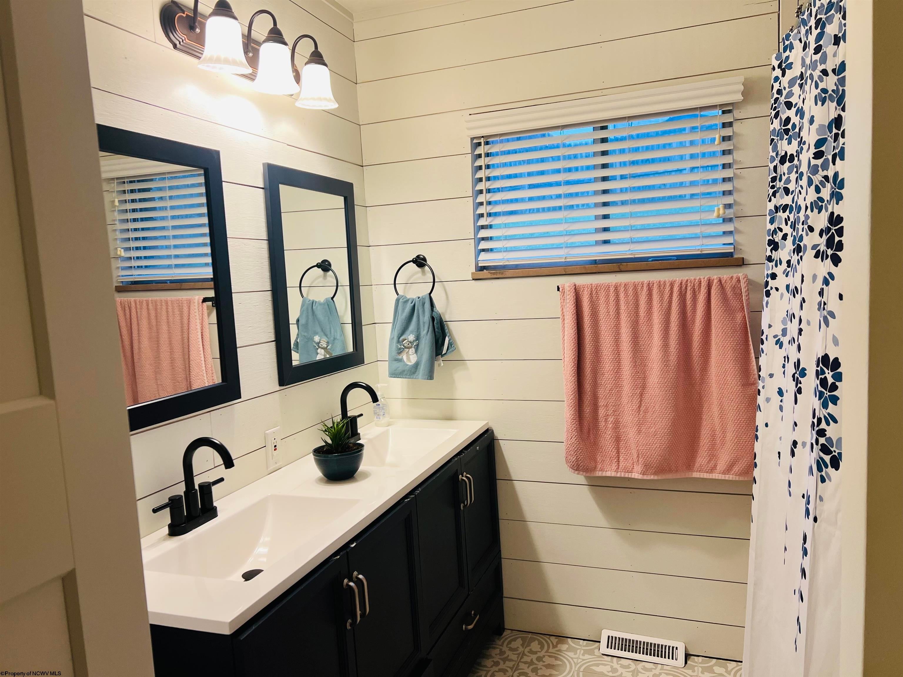 1340 Overhill Road Fairmont, WV 26554 - Photo 17 of 32 Gallery Image 17
