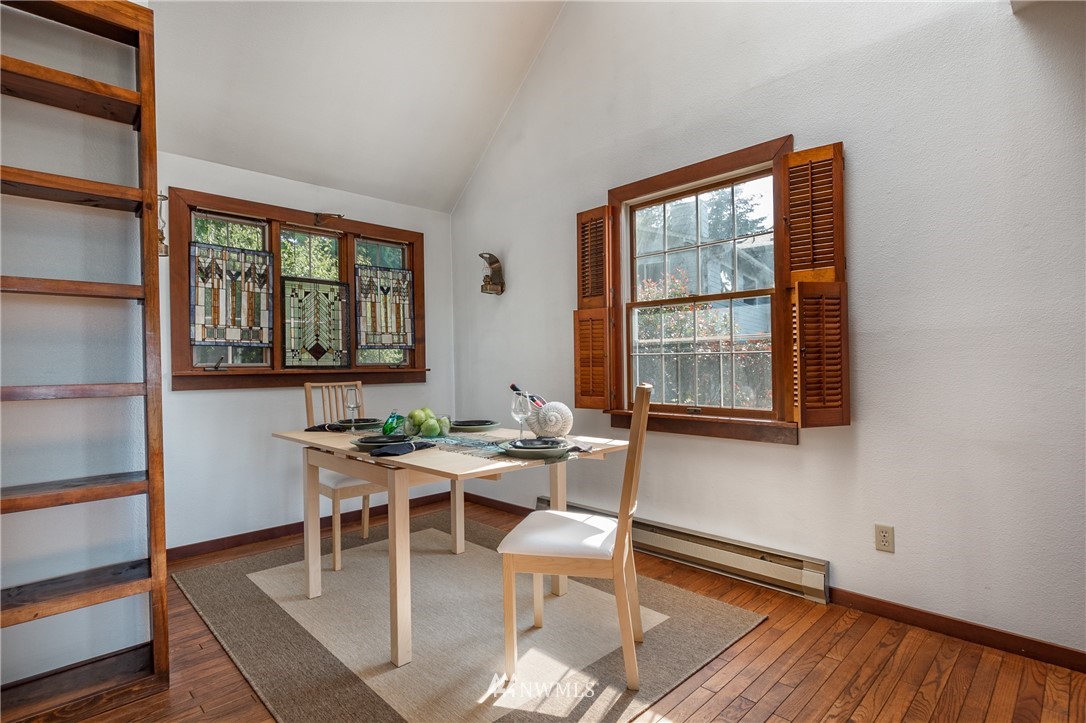 5012 Bakerview Road Oak Harbor, WA 98277 - Photo 6 of 25 Gallery Image 6