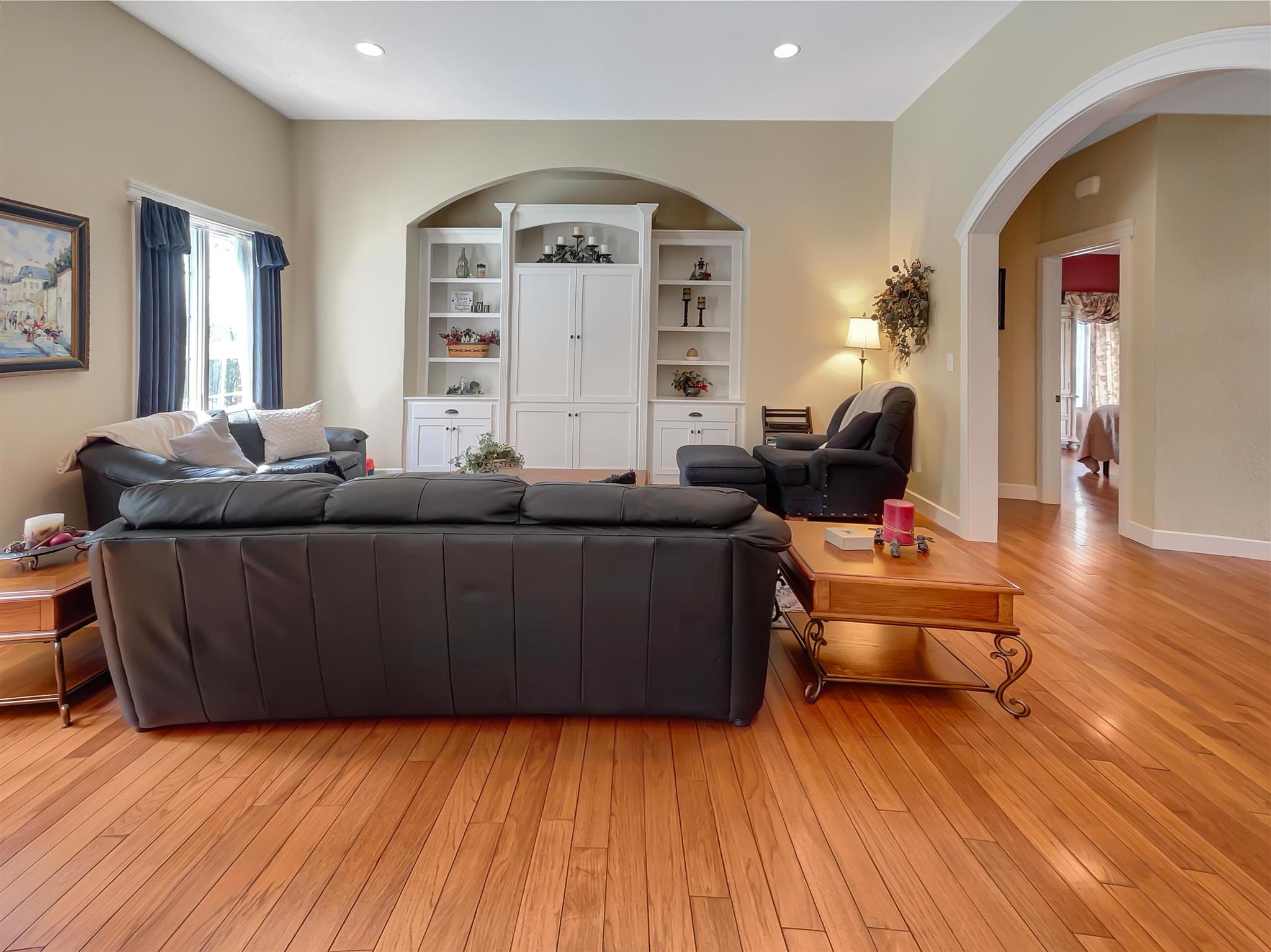 9 Rolling Ridge Court Jasper, IN 47546 - Photo 6 of 29