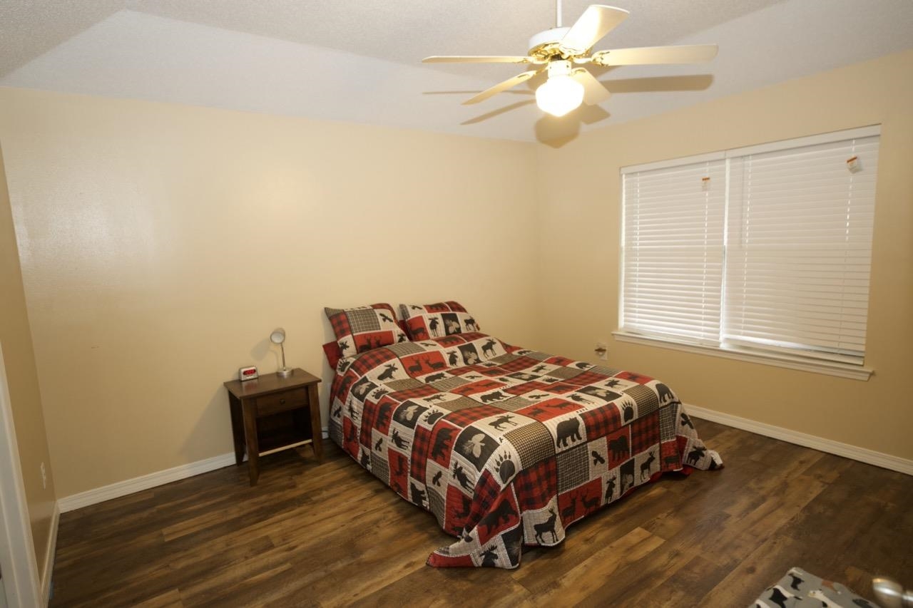 7893 Audubon Drive Foley, AL 36535 - Photo 8 of 20 Primary Bedroom