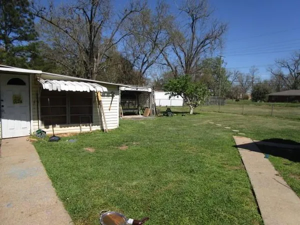 $177,000 | 2015 Simmons Street, Alexandria, LA 71301