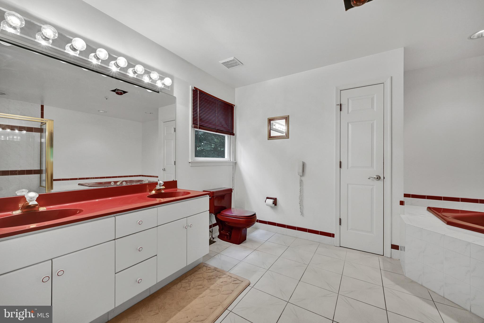 817 Cedar Grove Road Broomall, PA 19008 - Photo 22 of 38 Gallery Image 22