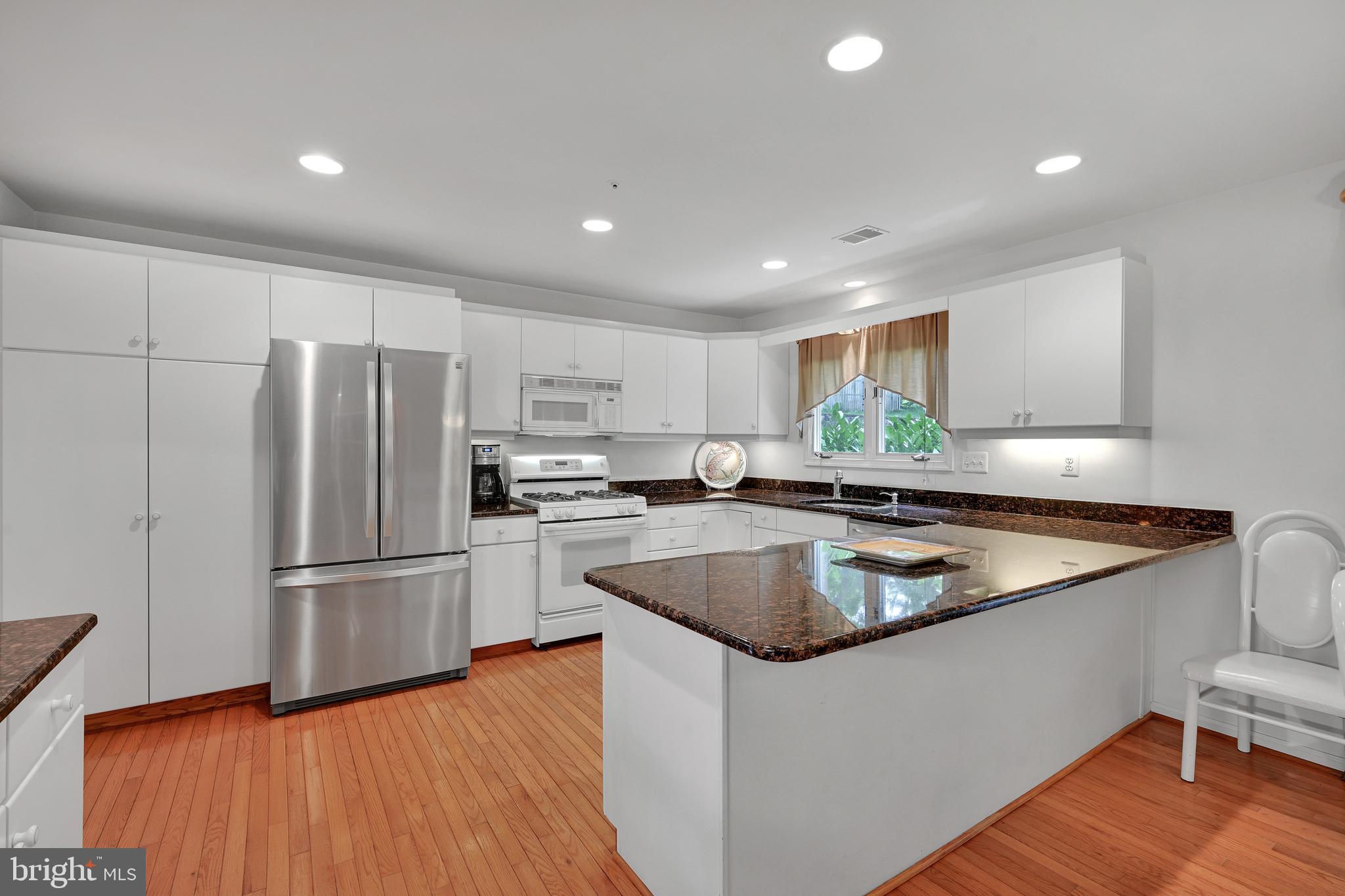 817 Cedar Grove Road Broomall, PA 19008 - Photo 7 of 38 Gallery Image 7