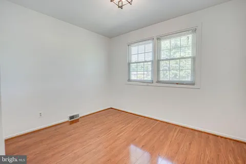 $590,000 | 5924 Cauba Court, Alexandria, VA 22310