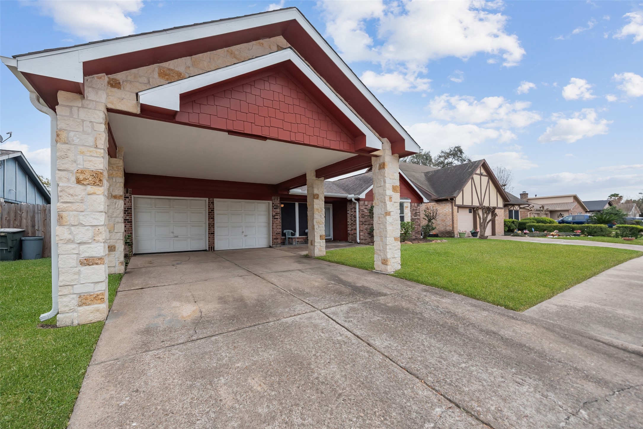 a view of house with backyard and entertaining space