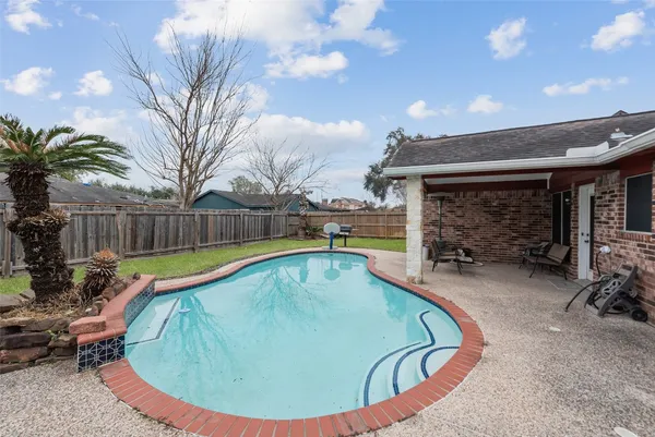$2,300 | 123 Ballantrae Lane, Houston, TX 77015