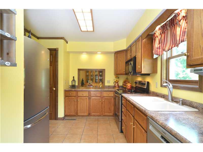 1160 Chapel Road Beaver, PA 15009 - Photo 9 of 25 Kitchen.