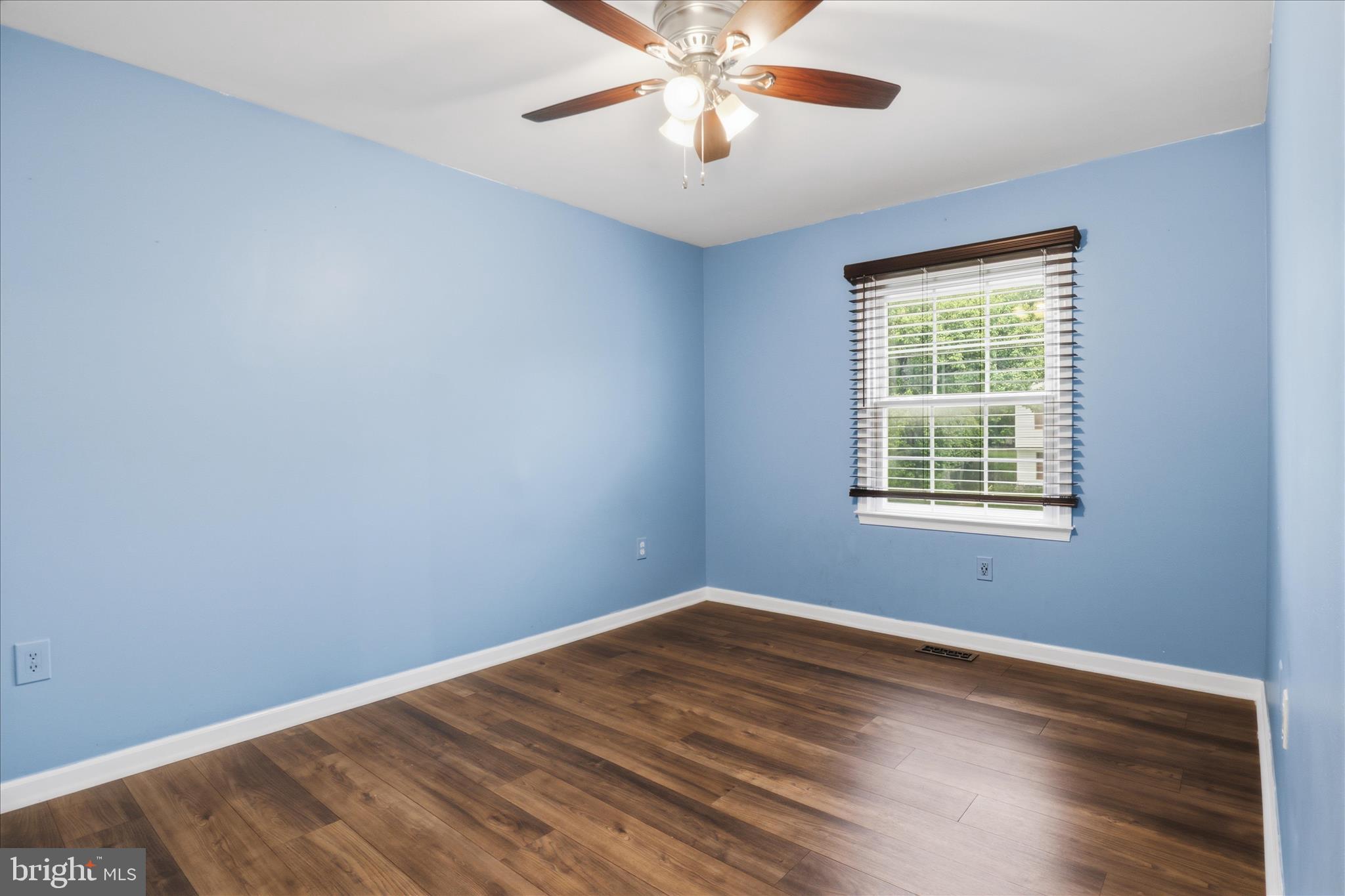 1337 Shallow Ford Road Herndon, VA 20170 - Photo 20 of 38