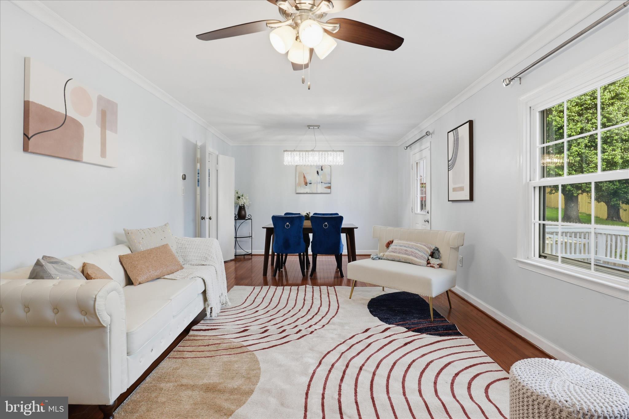 1337 Shallow Ford Road Herndon, VA 20170 - Photo 7 of 38 Living room