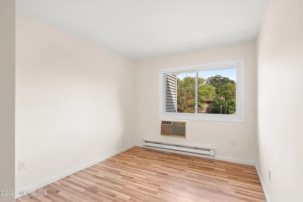 $299,900 | 154 Cross Slope Court, Unit G, Manalapan, NJ 07726
