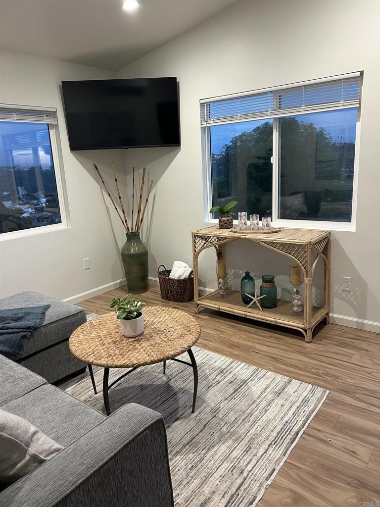 337-2 South Barnwell Street Oceanside, CA 92054 - Photo 14 of 15