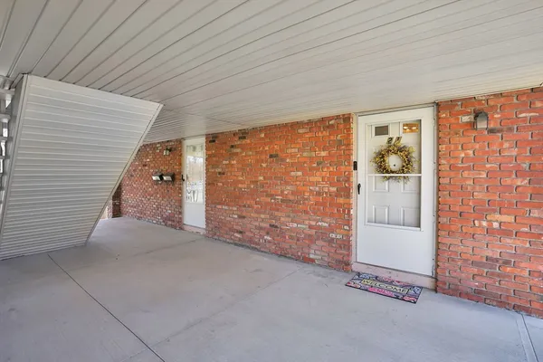 $150,000 | 420 Main Street, Unit 21, Agawam, MA 01001