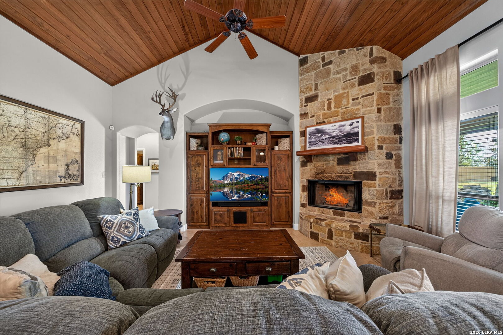 1641 Clover Ridge Pleasanton, TX 78064 - Photo 4 of 36 Gallery Image 4