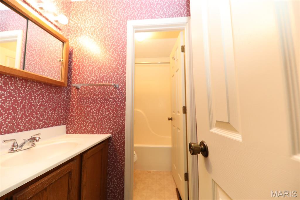 919 Westwood Road Maryville, IL 62062 - Photo 21 of 27