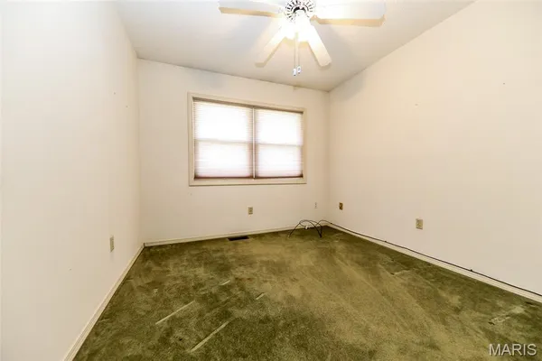 $190,000 | 919 Westwood Road, Maryville, IL 62062