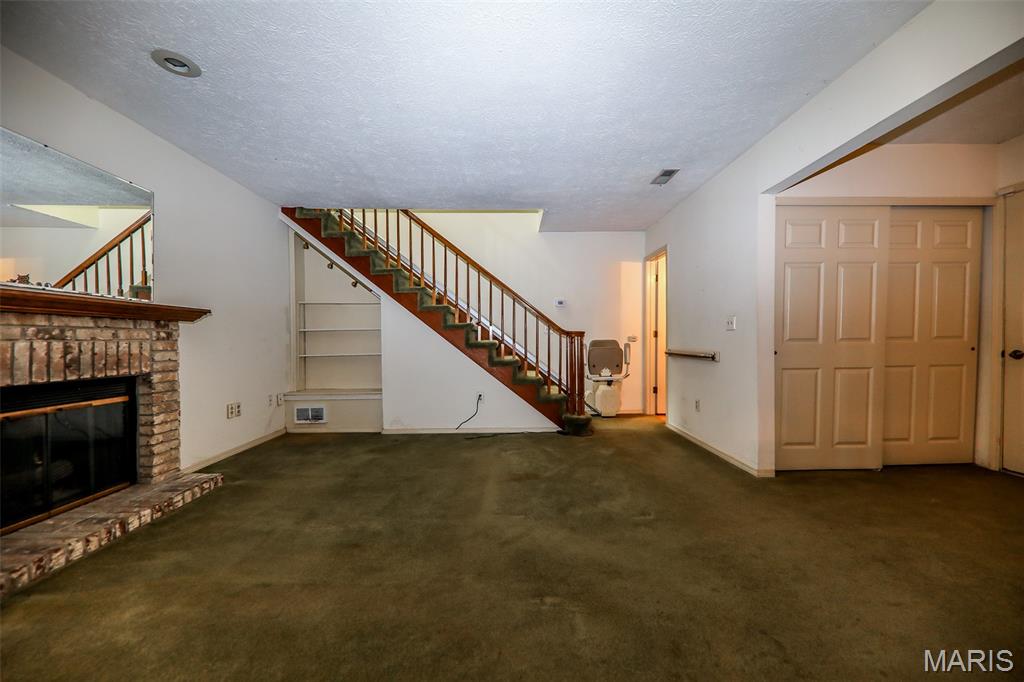 919 Westwood Road Maryville, IL 62062 - Photo 3 of 27