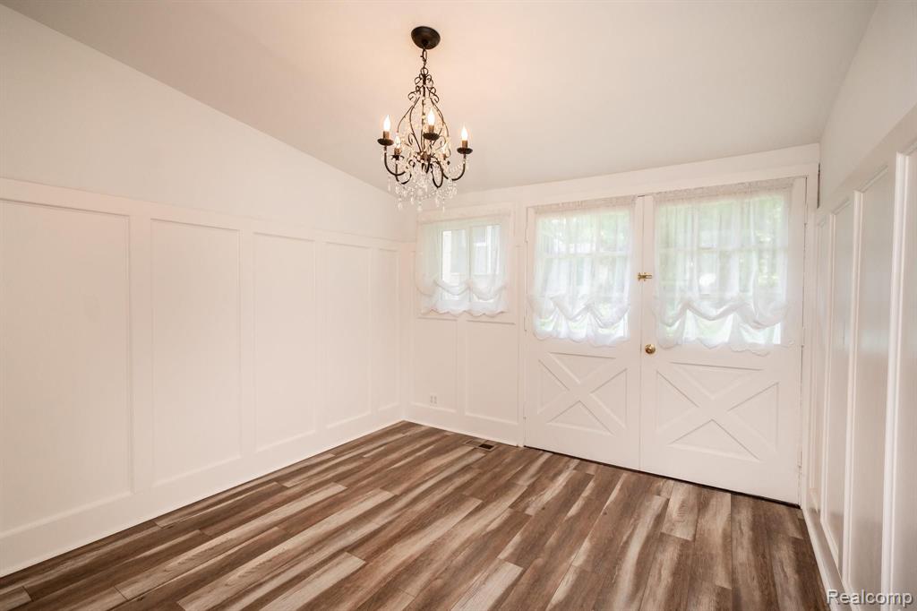 380 Donegal Drive Rochester Hills, MI 48309 - Photo 25 of 34