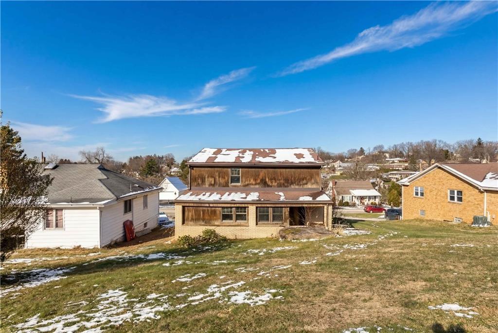 11690 Center Street Irwin, PA 15642 - Photo 3 of 28