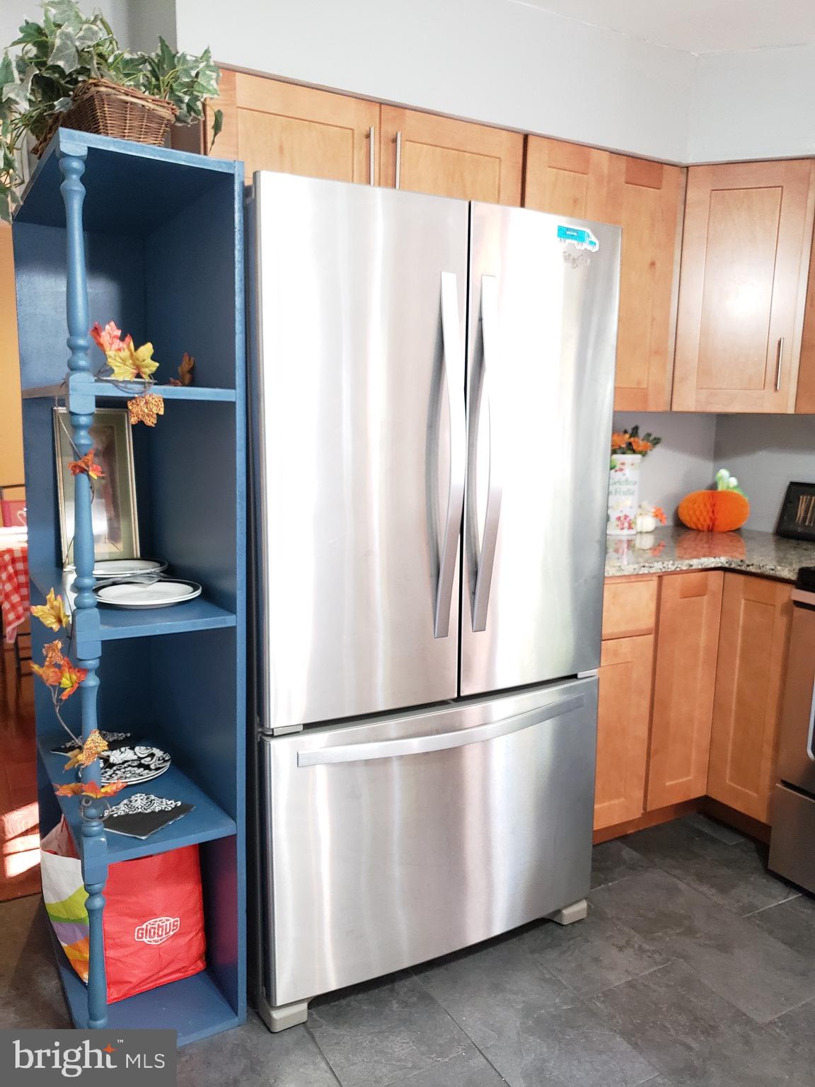 75 Avenue Road Tabernacle, NJ 08088 - Photo 5 of 15 Remodeled kitchen, stainless steel appliances