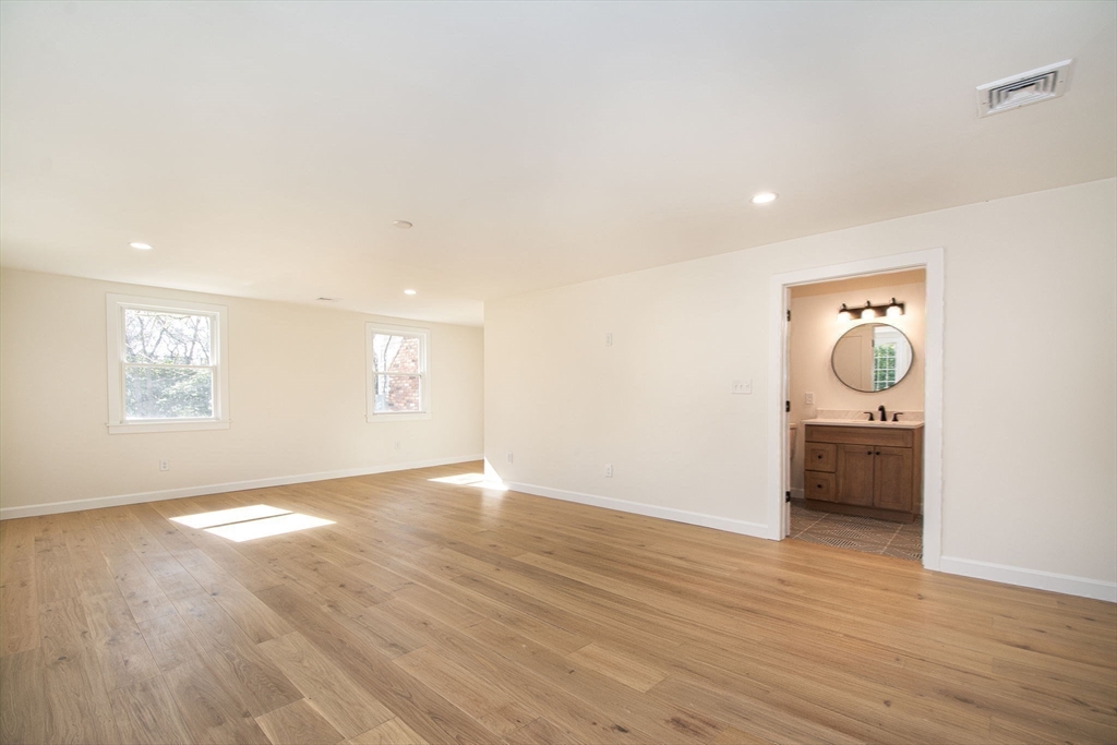 1066 Millstone Road Brewster, MA 02631 - Photo 18 of 38