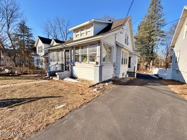 128 Old Loudon Road Colonie, NY 12110 - Photo 3 of 24 IMG_3758 Medium