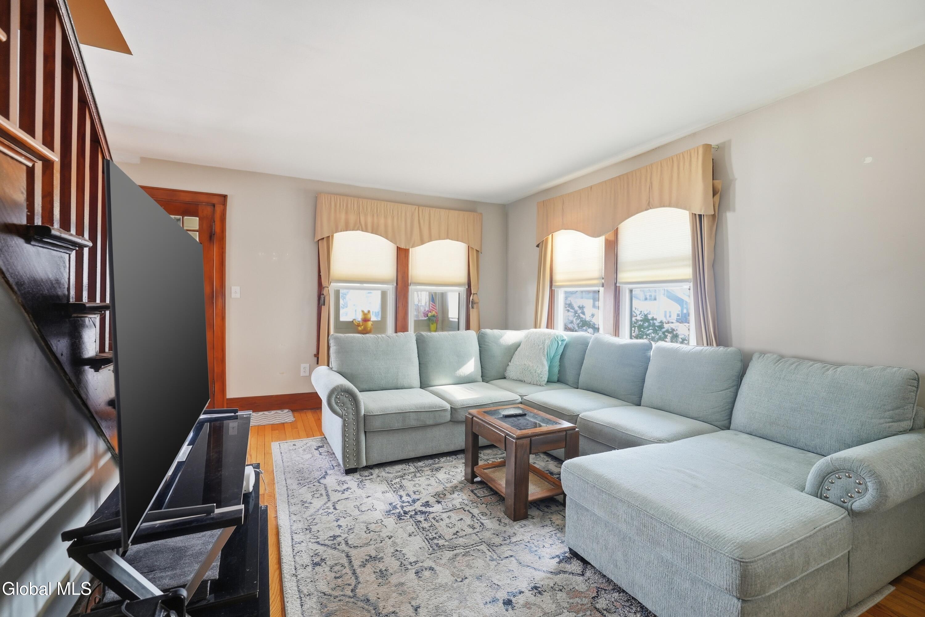 128 Old Loudon Road Colonie, NY 12110 - Photo 6 of 21 5