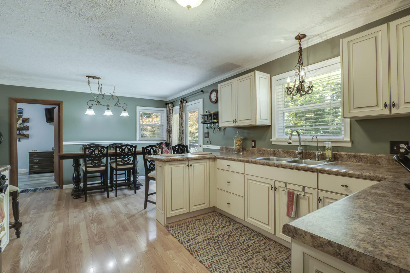 116-112 Hart Orchard Road Kingston, TN 37763 - Photo 9 of 40 09_HartOrchardRoad_116_Kitchen03