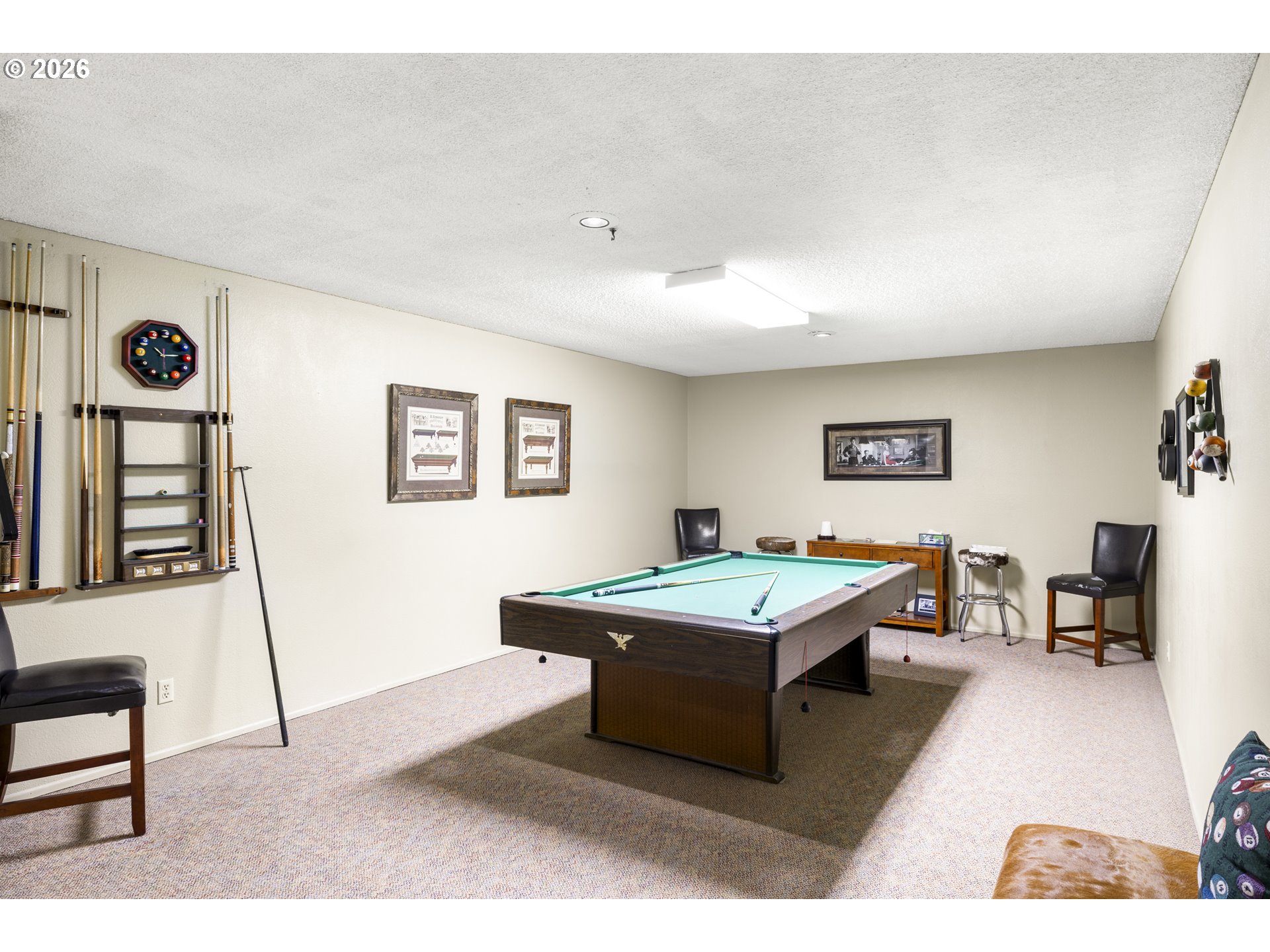 950 Evergreen Road, Unit 110 Woodburn, OR 97071 - Photo 28 of 38 Pool Room