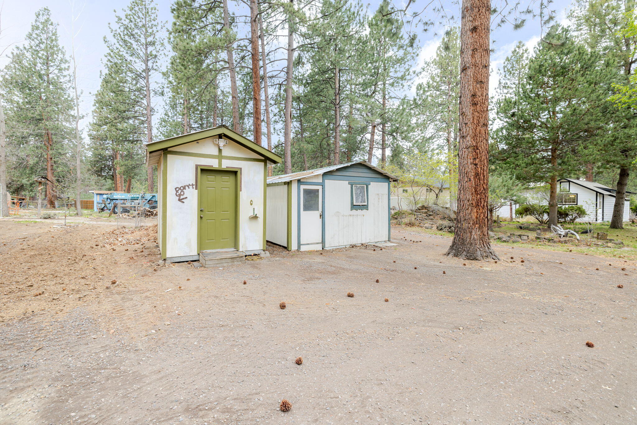 60236 Navajo Road Bend, OR 97702 - Photo 31 of 35 18-web-or-mls-60236 Navajo Road-28