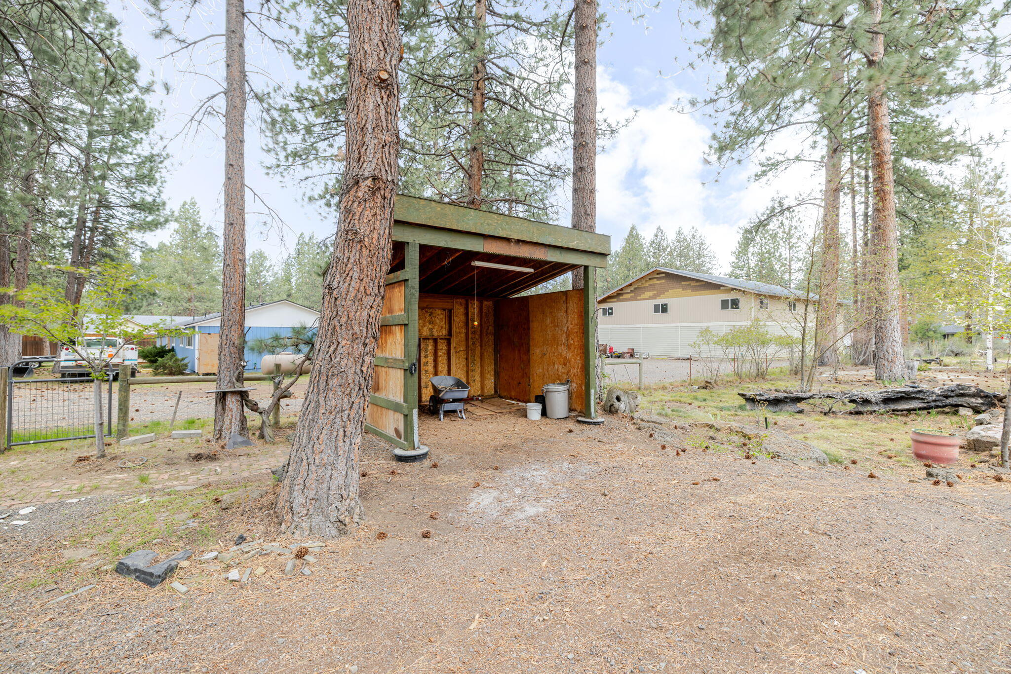60236 Navajo Road Bend, OR 97702 - Photo 33 of 35 13-web-or-mls-60236 Navajo Road-23