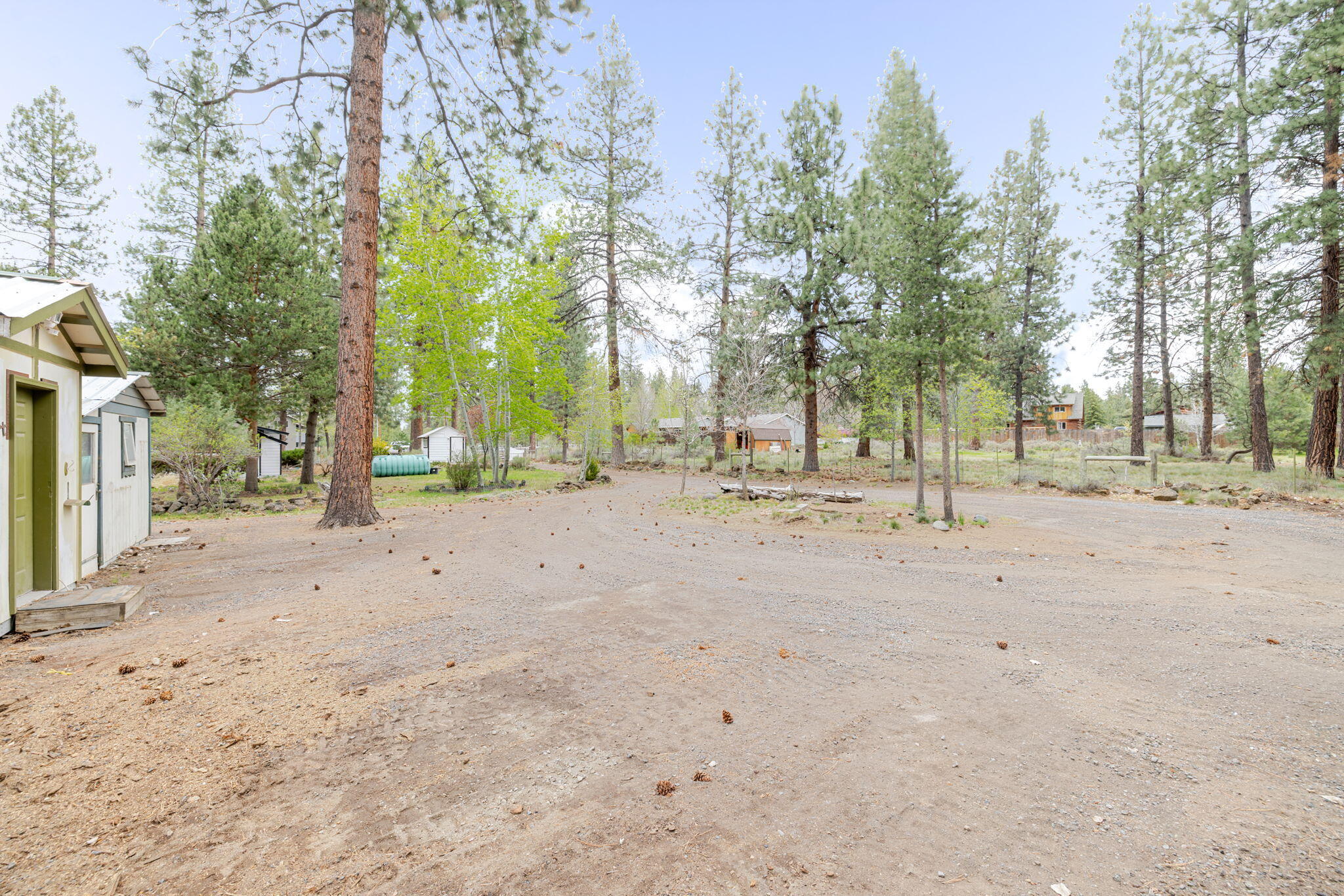 60236 Navajo Road Bend, OR 97702 - Photo 34 of 35 21-web-or-mls-60236 Navajo Road-31