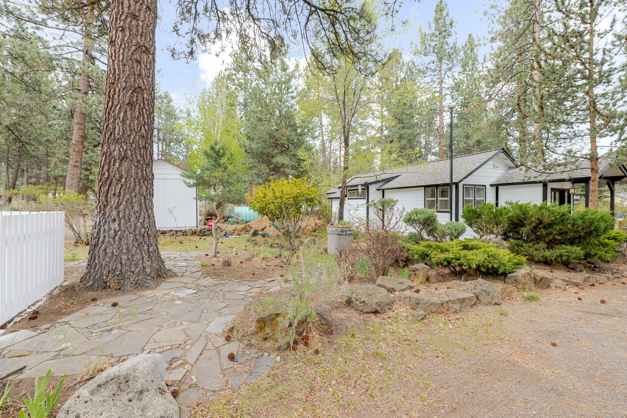 60236 Navajo Road Bend, OR 97702 - Photo 35 of 35 34-web-or-mls-60236 Navajo Road-32