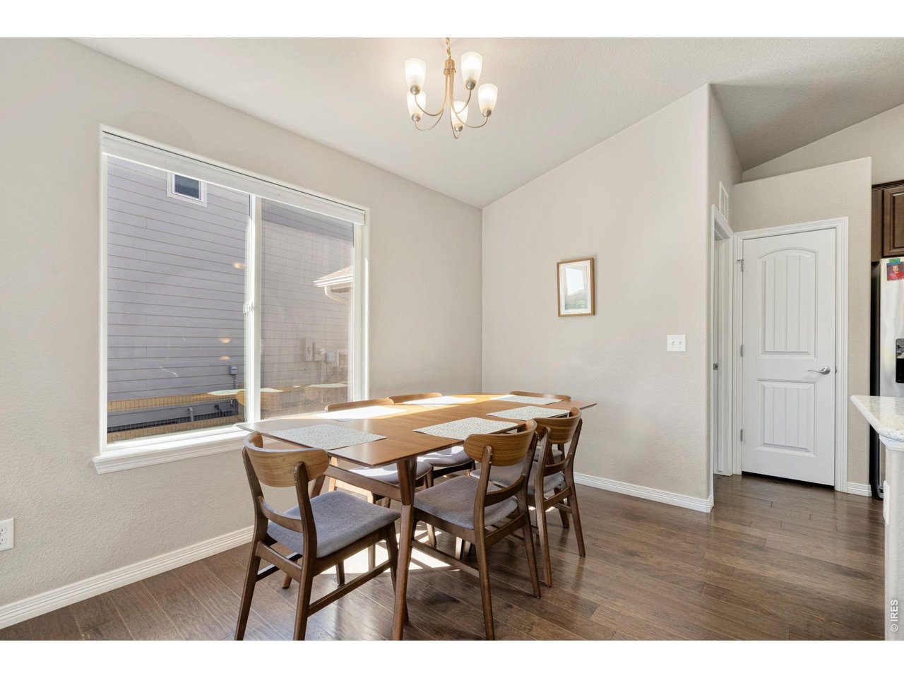 5492 Bristow Road Timnath, CO 80547 - Photo 5 of 25 Dining area