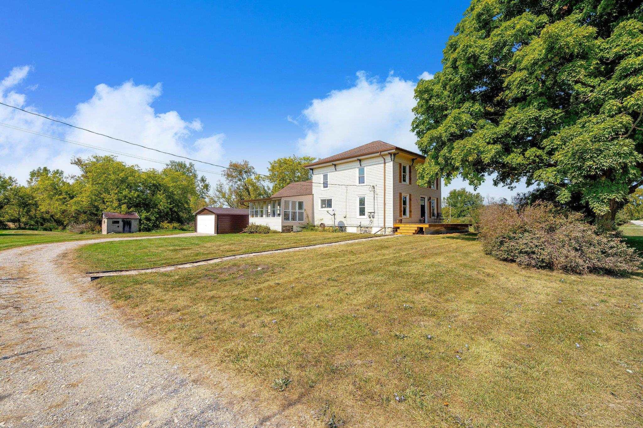 1617 Sperry Road Allenton, MI 48002 - Photo 4 of 39 50155301-805ae6ff-dc71-4566-a143-9befcd0a1a77.JPG