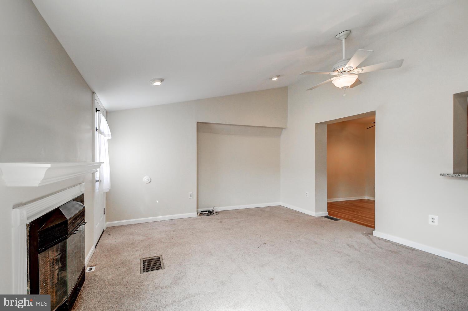 8074 Wallace Road Baltimore, MD 21222 - Photo 18 of 38