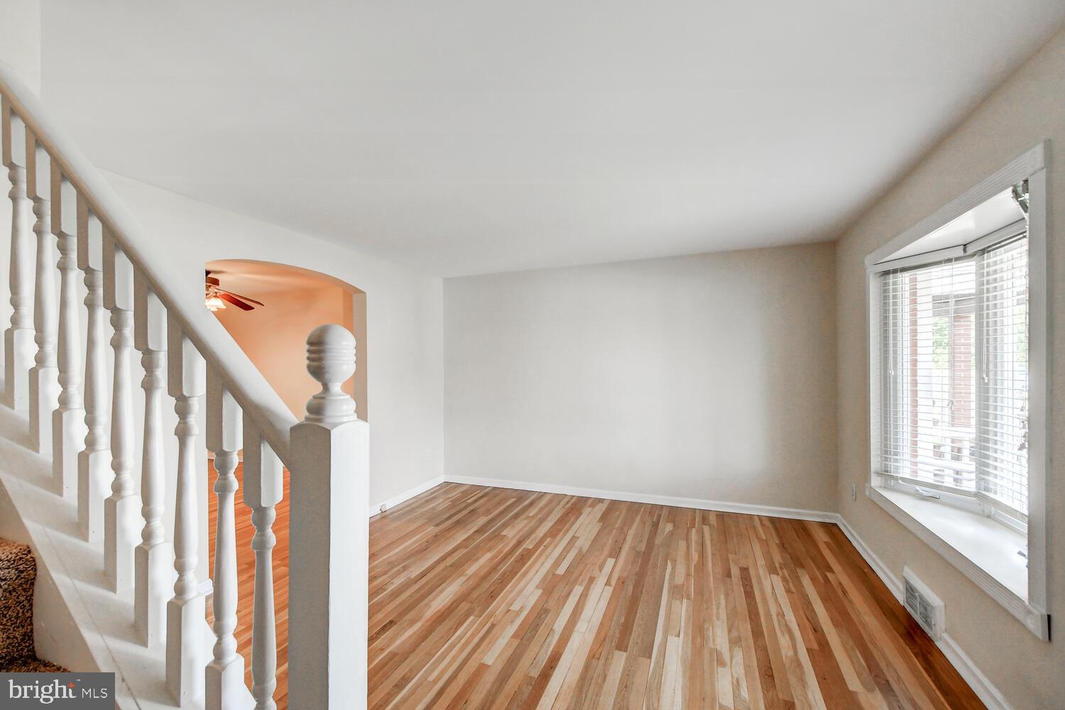 8074 Wallace Road Baltimore, MD 21222 - Photo 19 of 38