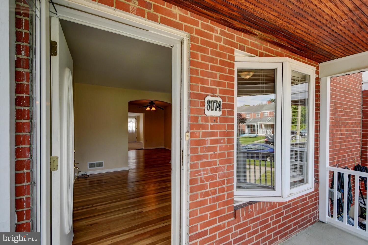 8074 Wallace Road Baltimore, MD 21222 - Photo 7 of 38