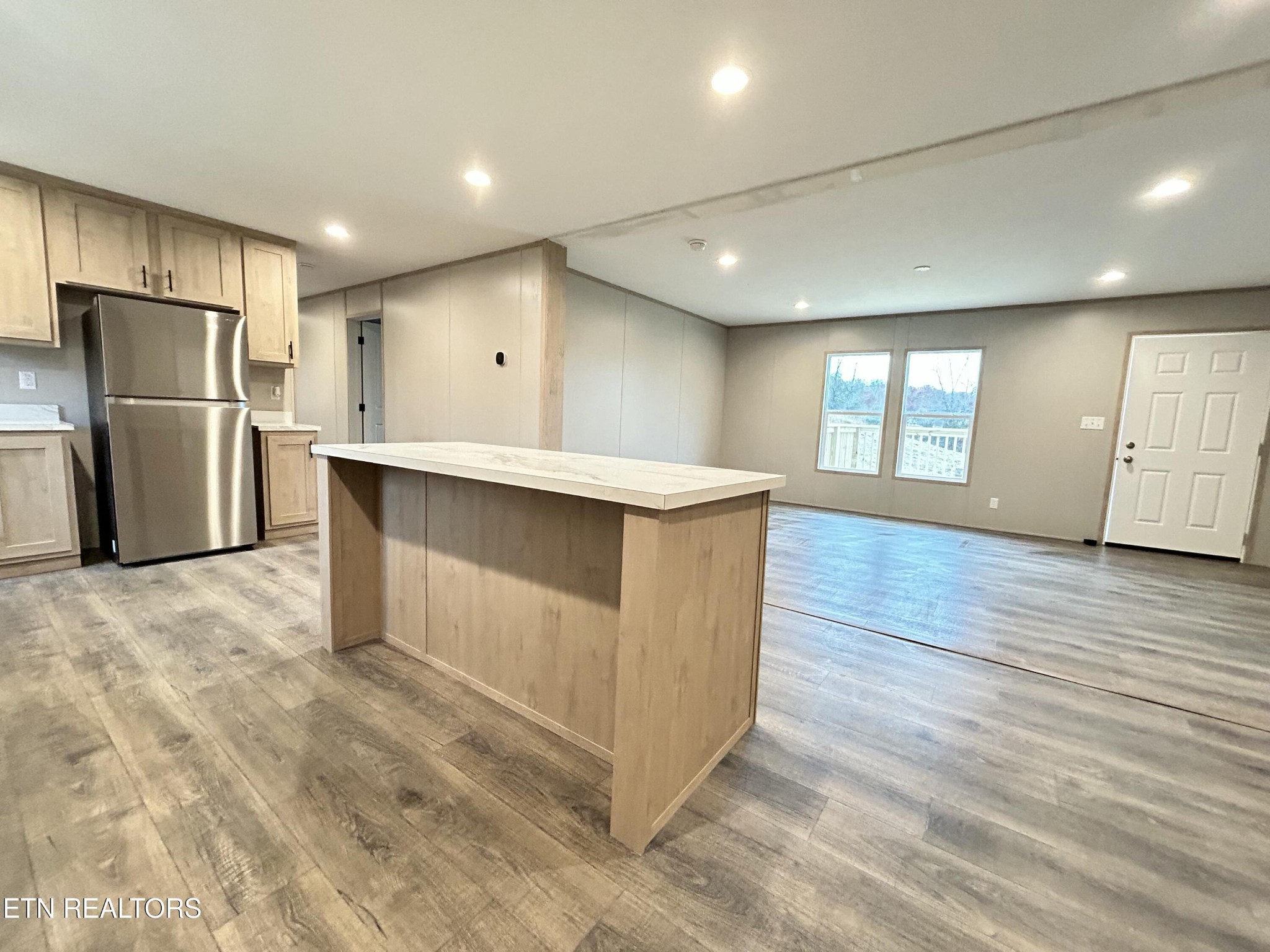 492 Foster Road Lenoir City, TN 37771 - Photo 5 of 42 Gallery Image 5