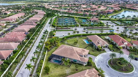 $1,319,000 | 9412 Porto Way, Parkland, FL 33076