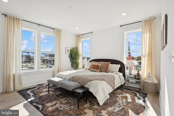 $469,999 | 107 East Cromwell Street, Unit 1005, Baltimore, MD 21230