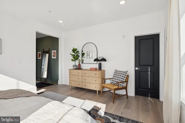 $469,999 | 107 East Cromwell Street, Unit 1005, Baltimore, MD 21230