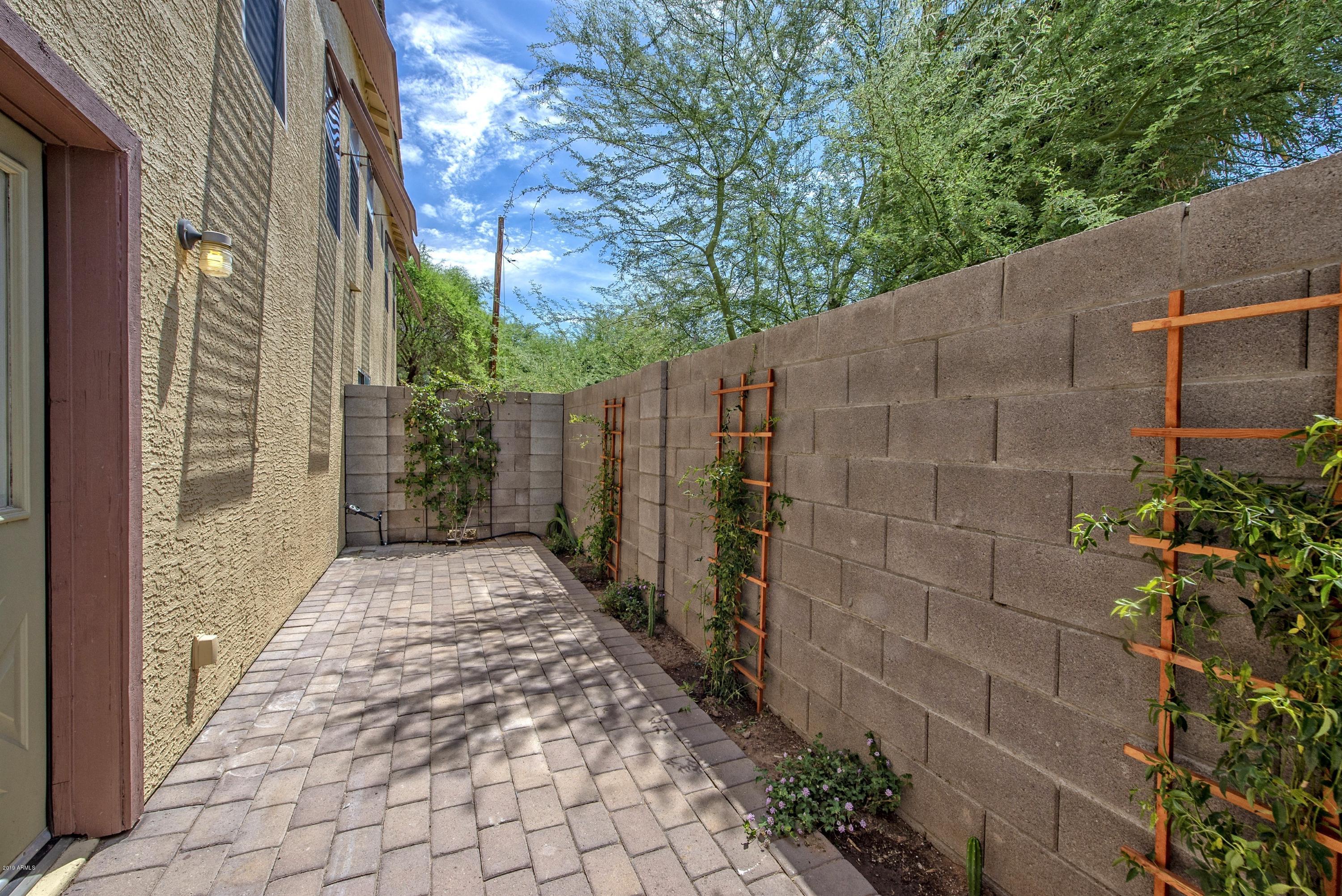 2929 North 37th Street, Unit 14 Phoenix, AZ 85018 - Photo 16 of 17 016_Back Patio