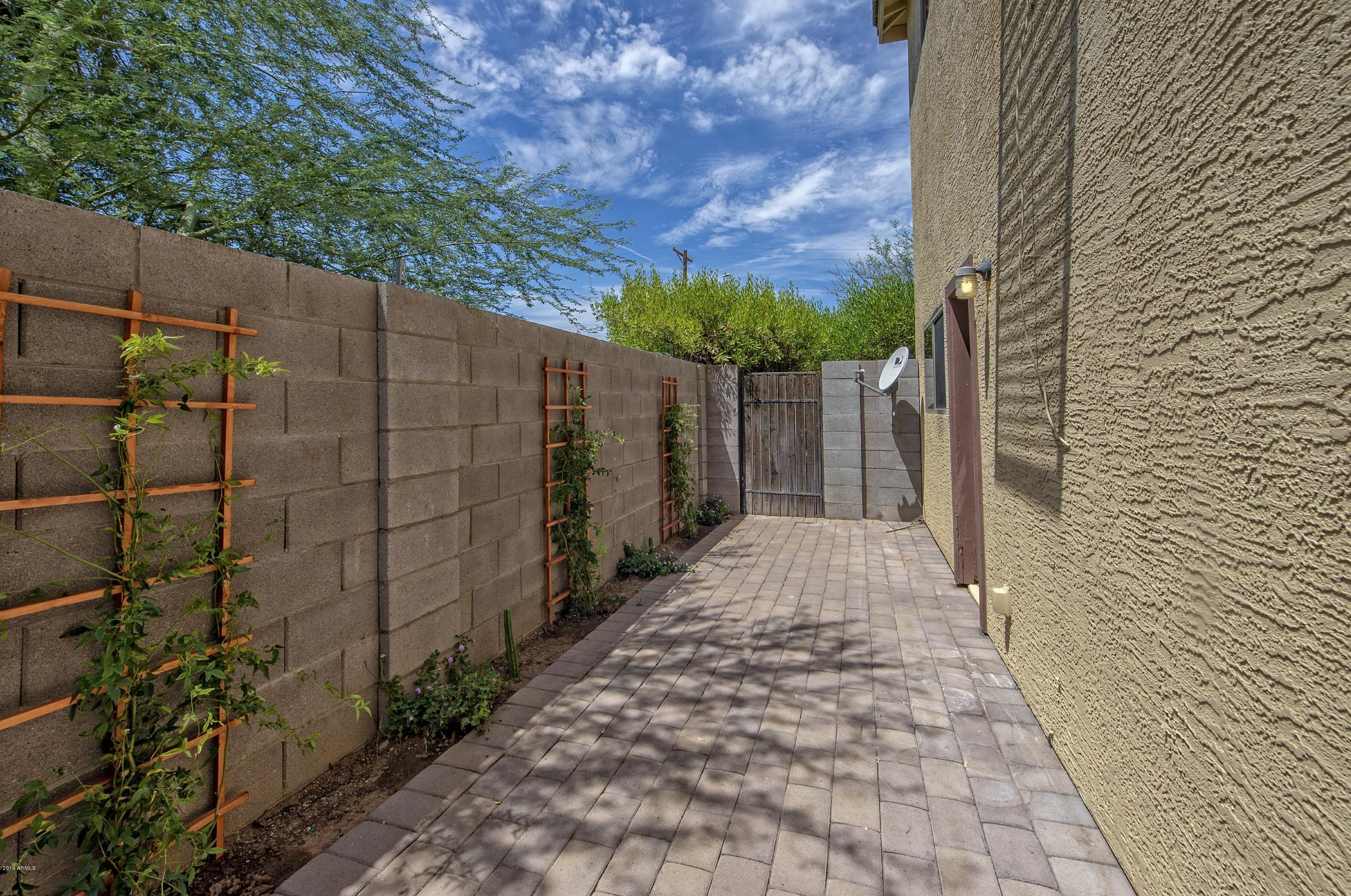 2929 North 37th Street, Unit 14 Phoenix, AZ 85018 - Photo 17 of 17 017_Back Patio View