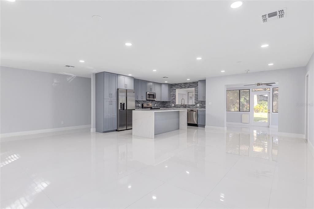 924 Red Fox Road Altamonte Springs, FL 32714 - Photo 9 of 39 Gallery Image 9