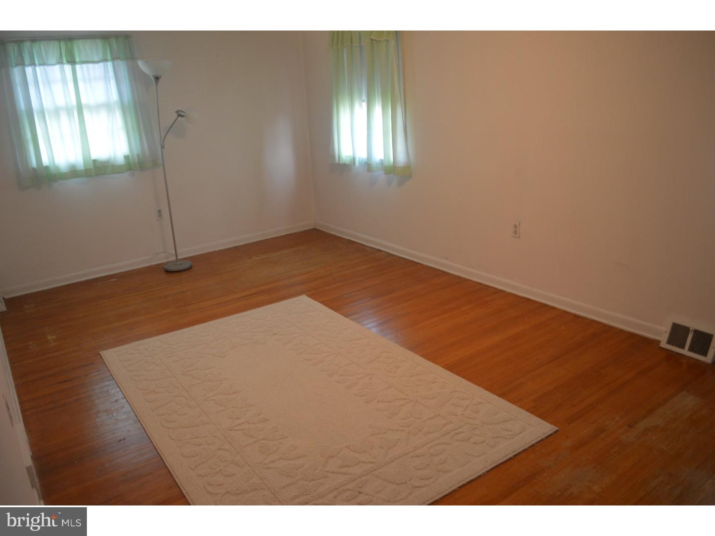 13430 Stevens Road Philadelphia, PA 19116 - Photo 18 of 23