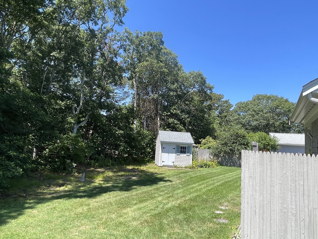 29 Lyndale Road Yarmouth, MA 02664 - Photo 12 of 16 Gallery Image 12