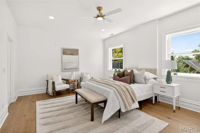 $825,000 | 4341 Westminster Place, Unit 2, St. Louis, MO 63108