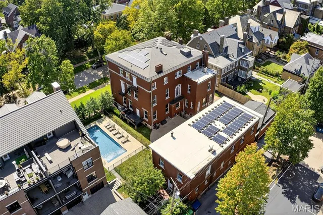 $825,000 | 4341 Westminster Place, Unit 2, St. Louis, MO 63108