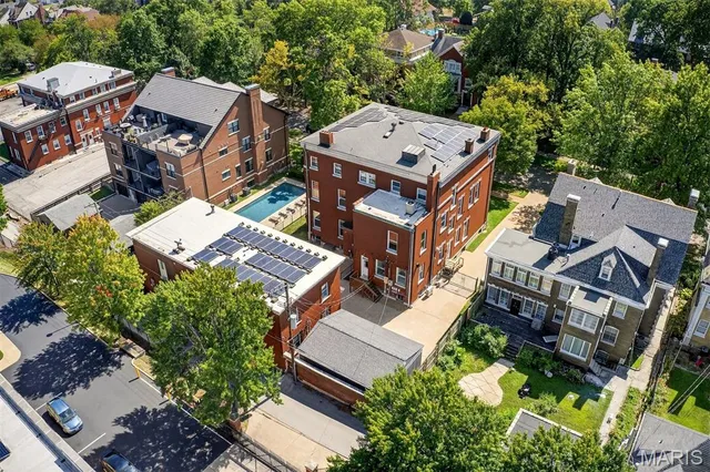 $825,000 | 4341 Westminster Place, Unit 2, St. Louis, MO 63108